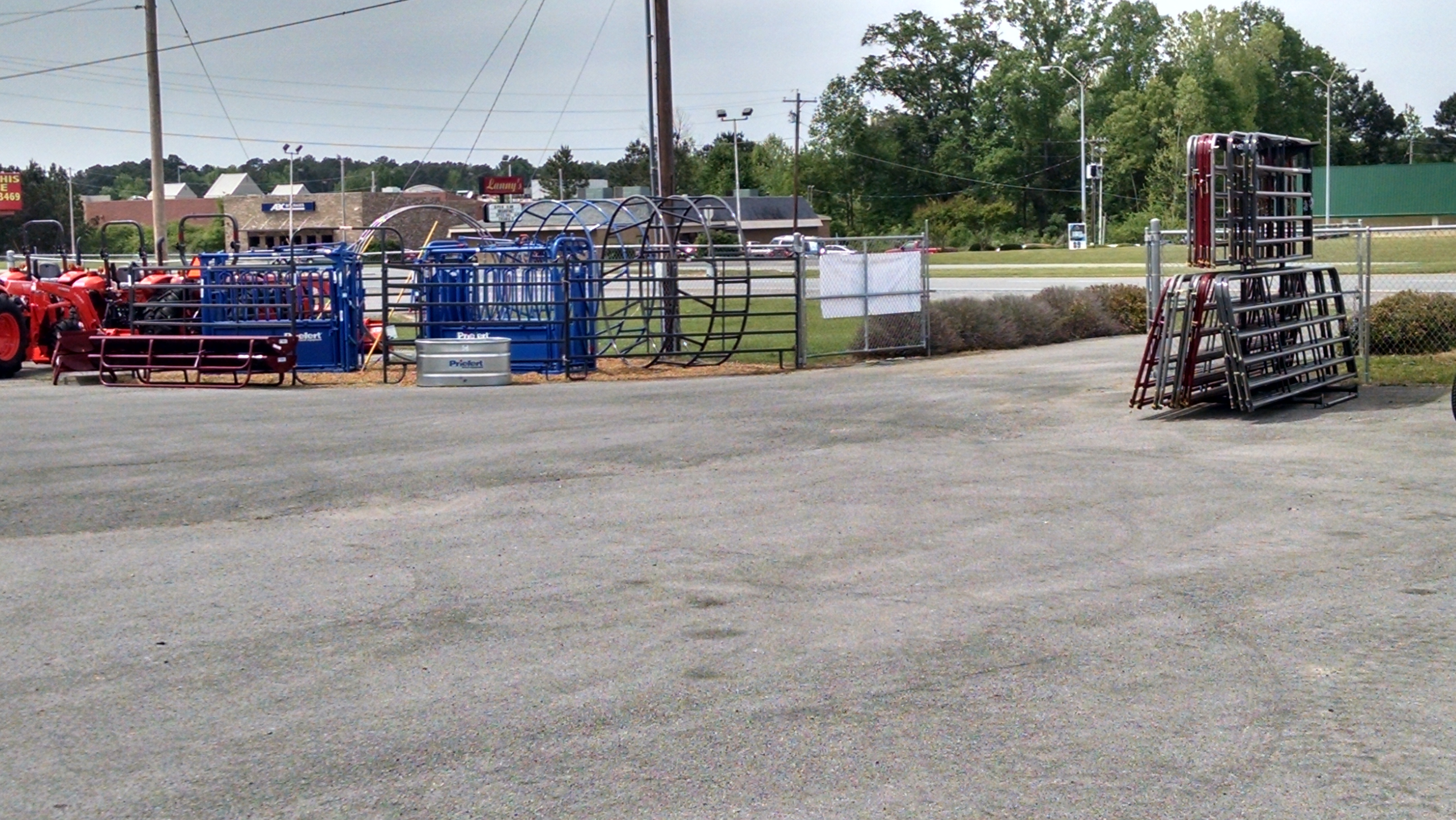 Mixed Outdoor Display 10.jpg